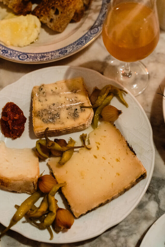 mallorca-spanish-cheese-board-tapas
