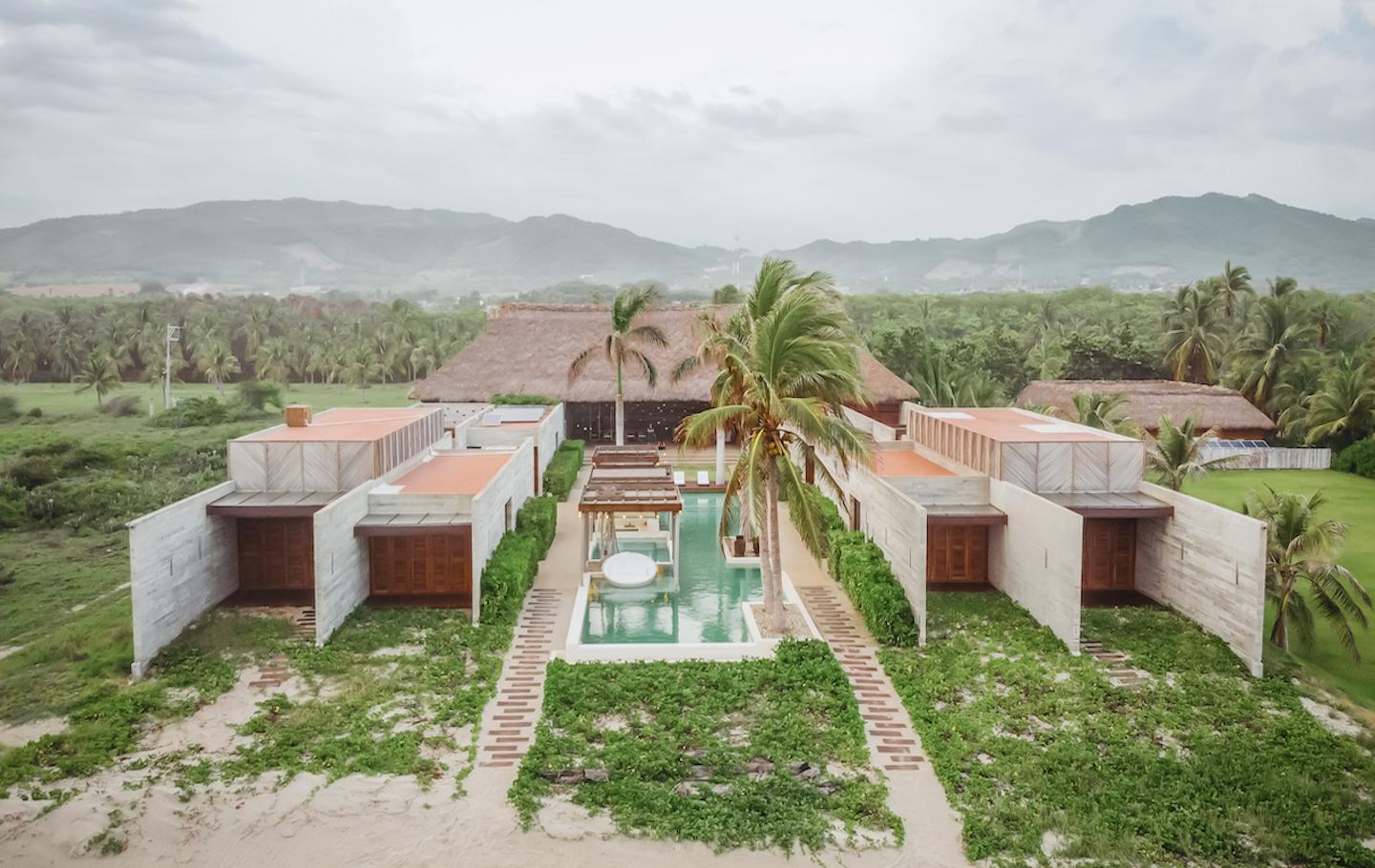 Mexico-Luxury-Villa-Puerto-Escondido-Casa-Zapote-Maven-Collectio