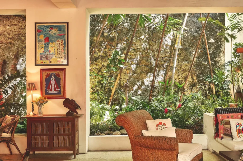Cartagena-Luxury-Villa-La-Casa-Que-Besa-El-Mar-Maven-Collection107 (1)