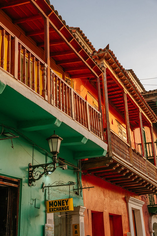 Colorful colonial buildings and traditional balconies in Cartagena, Colombia
