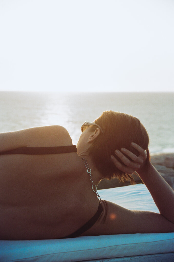 puerto-escondido-golden-hour-beach-lounge