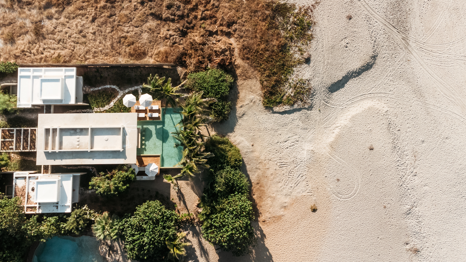 https://mavencollection.com/wp-content/uploads/2025/03/Mexico-luxury-villa-Puerto-Escondido-Perla-Maven-Collection2.jpg