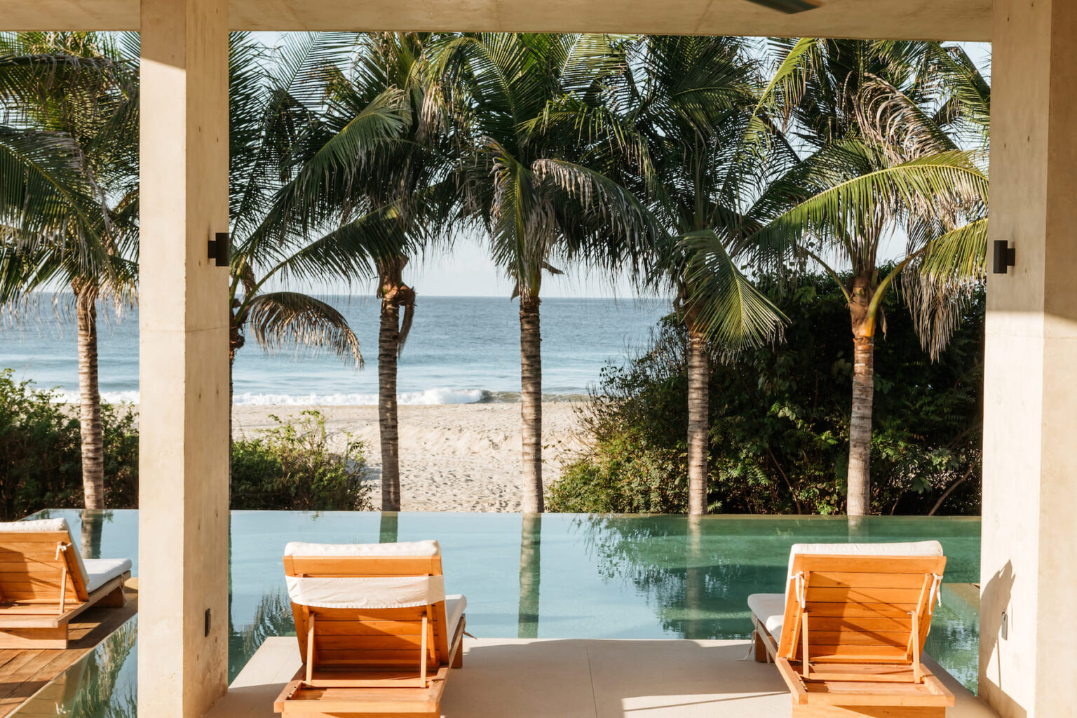 Mexico-luxury-villa-Puerto-Escondido-Perla-Maven-Collection43