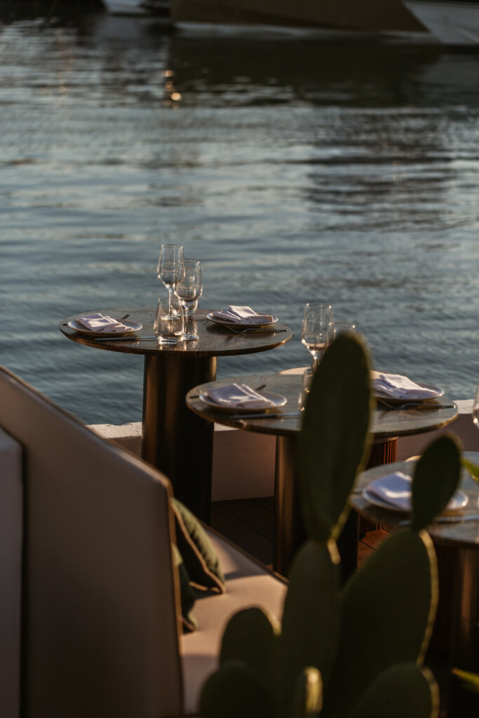 Luxury Villa Miramar Waterfront Dining