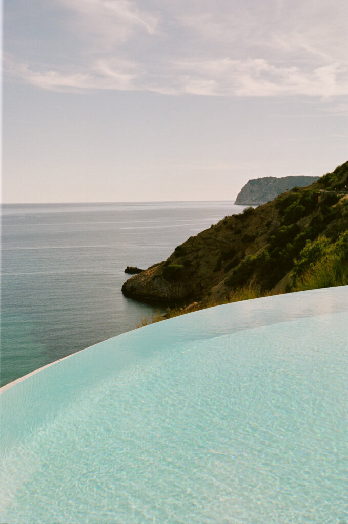 Miramar Luxury Villa Infinity Pool Coastal Panorama
