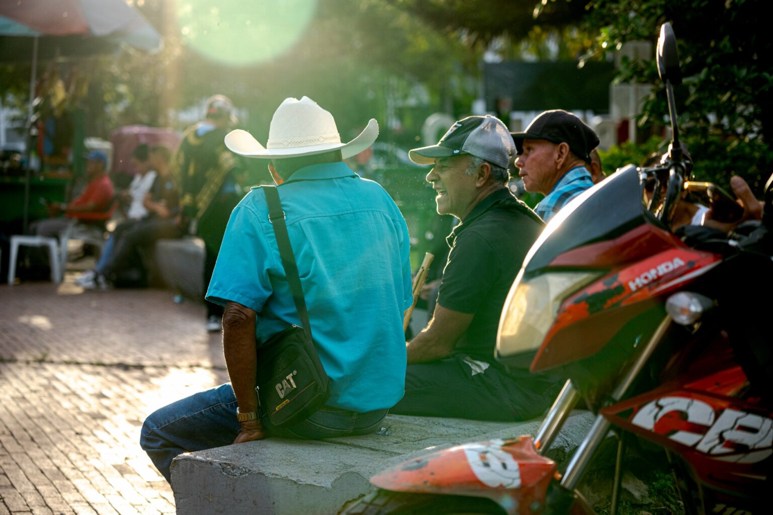 Local street life in El Poblado, Medellín